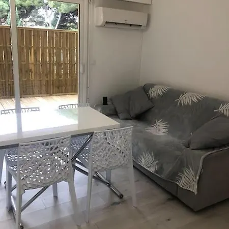 Studio 25M2 Hyeres Plages Exterior photo